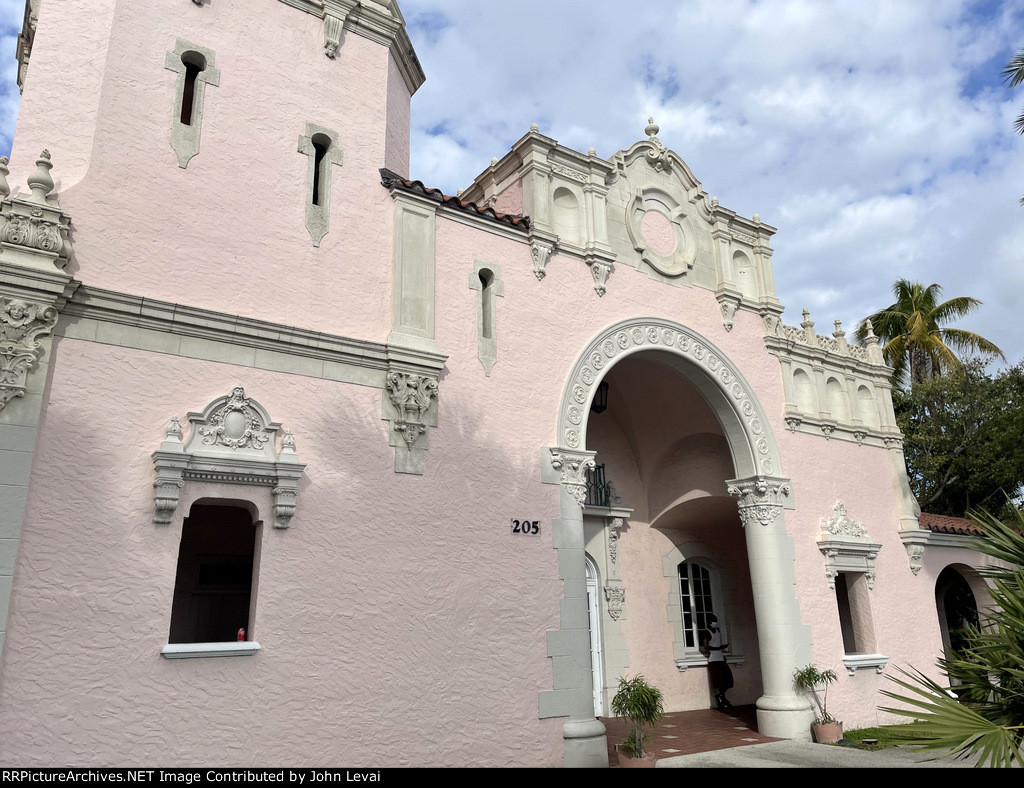 WPB Tri-Rail/Amtrak Station